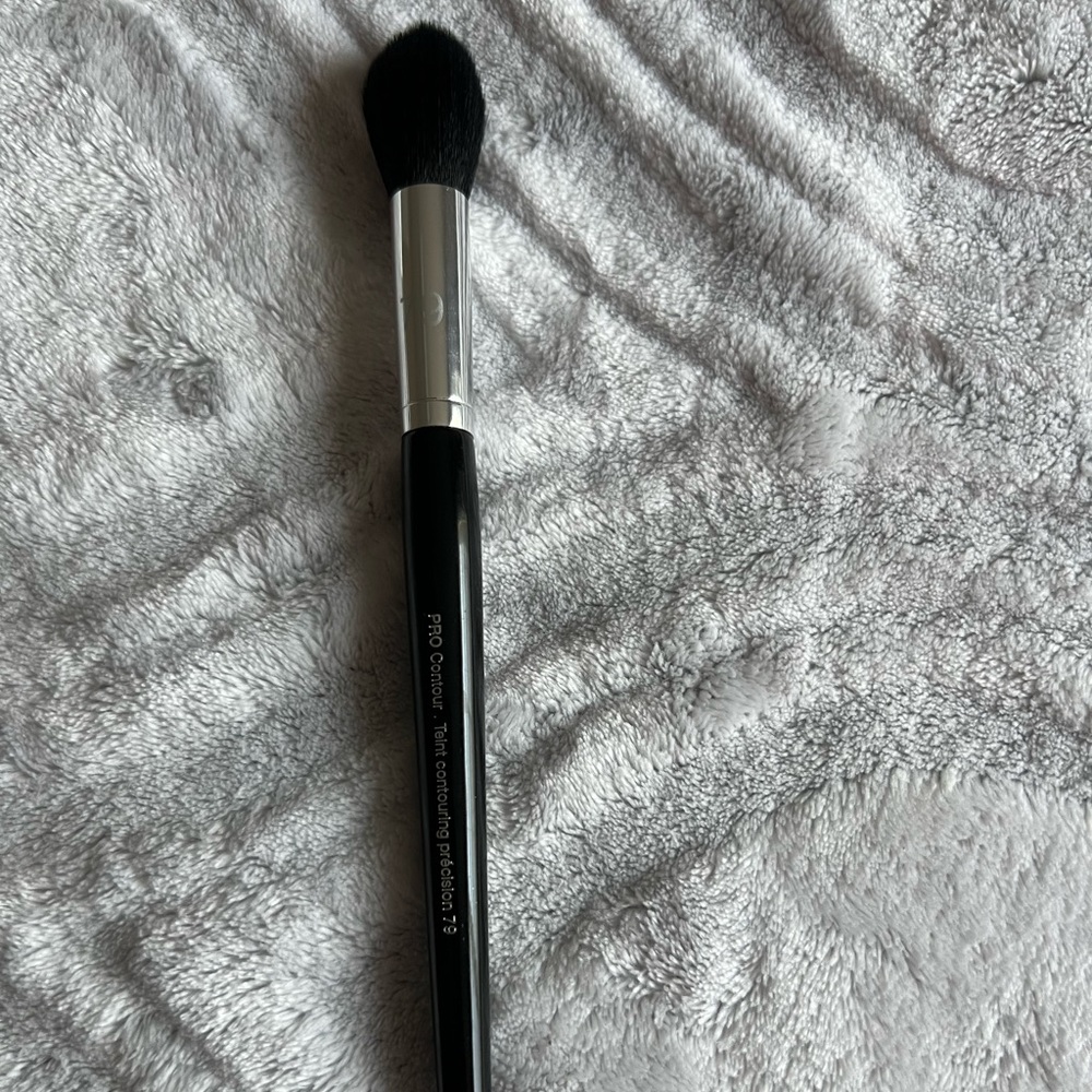 Sephora pro contour brush-#79